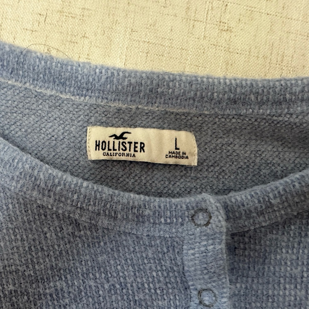 Hollister Light Blue Knit Top - Picture 5 of 11